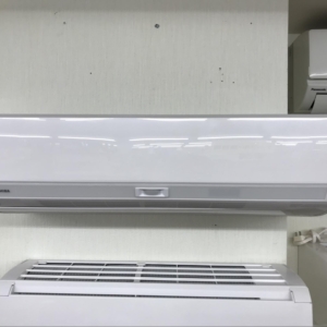 東芝 2.2k 冷暖房エアコンRAS‐F221R(W) 2020年製